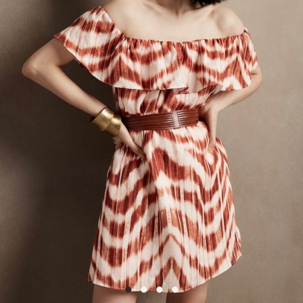 NWT Banana Republic multi color off the shoulder dress. Beautiful for summer.